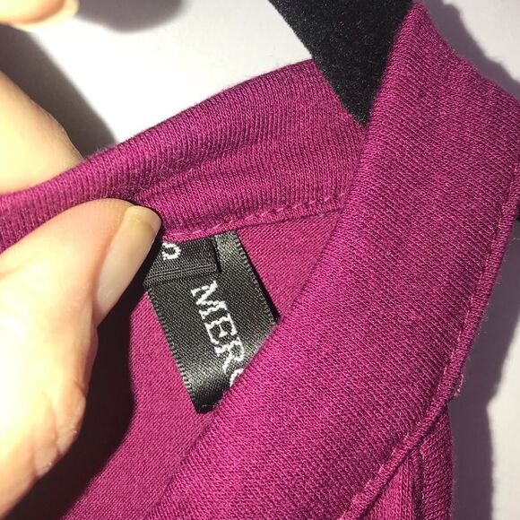 Merokeet Sleeveless Romper   - Picture 3 of 5